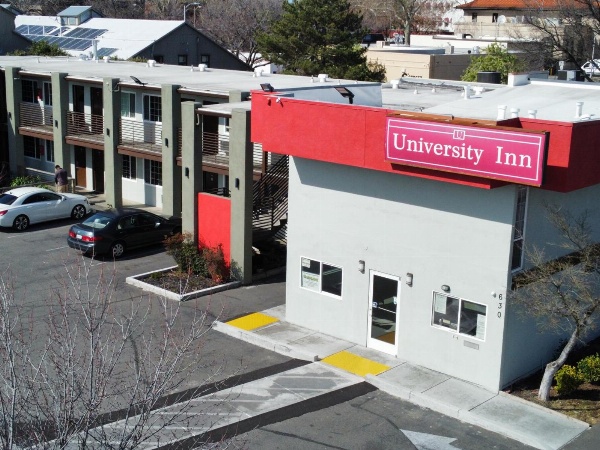 University Inn image 1